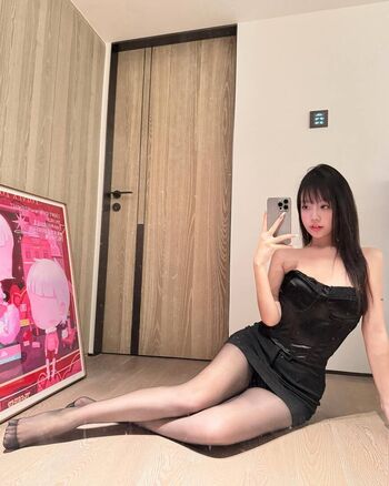 1Arissa_ Larissa