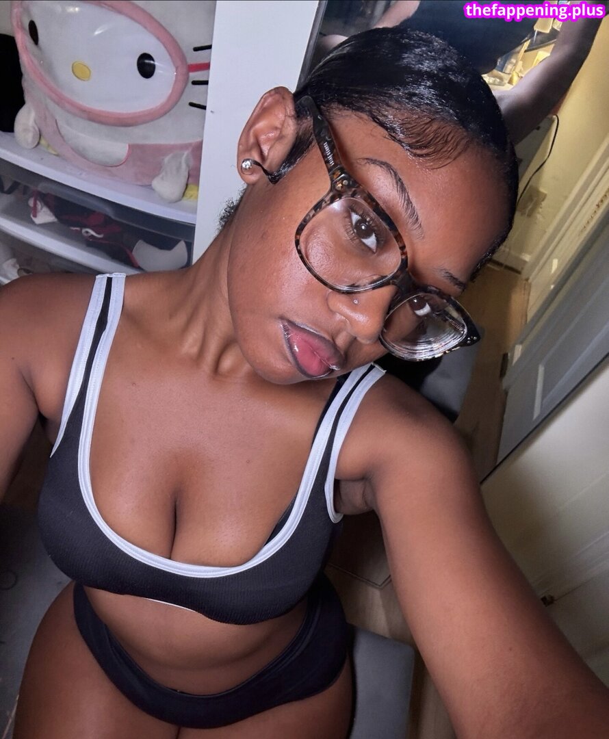 Aaliyah Monet / aaliyahhmonettt / aaliyahmonet_ / https: Фото оголеного OnlyFans #1