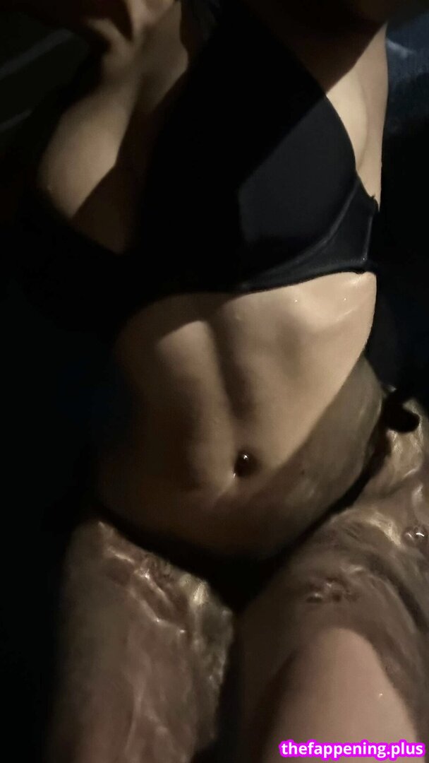Aaliyeezy / theallierae Nude OnlyFans Photo #398