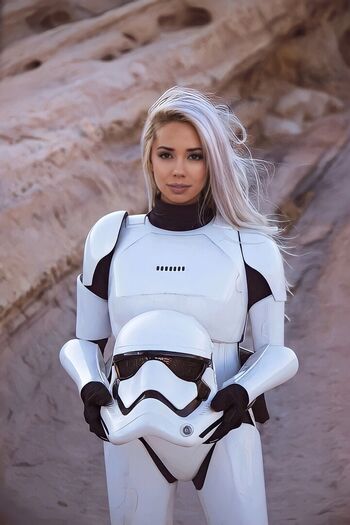 Alanah Pearce