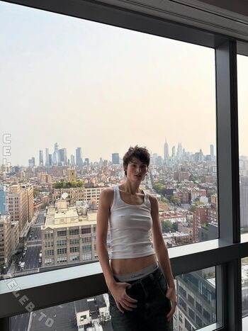 aleandrafrerk / ale4ndra