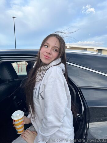 alexandra_nova2003