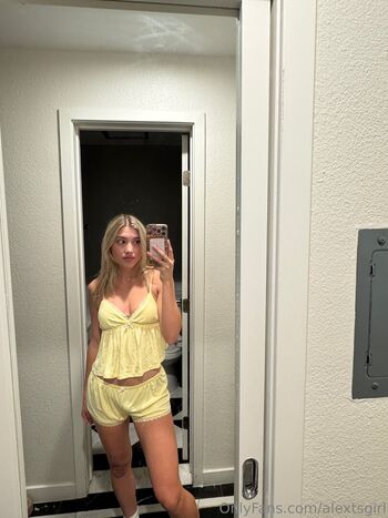 alextsgirl