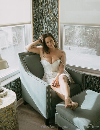 alicia_justine_free