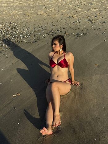 Allysa Amogues
