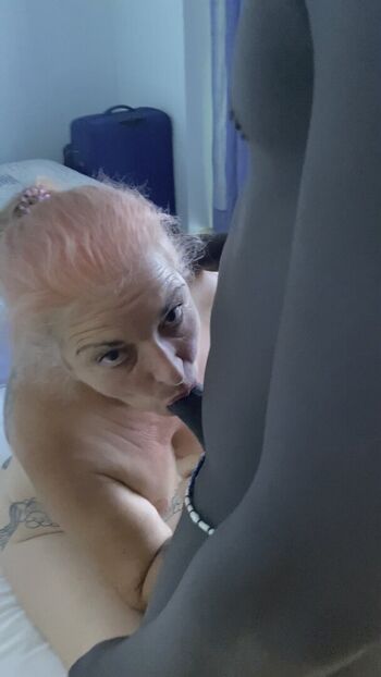 Amalia Hotwife