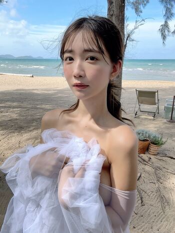 Amau Kisumi 天羽希純