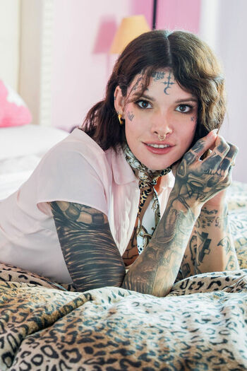 Amy Nosferatu