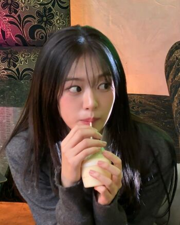 An Yujin 안유진 |