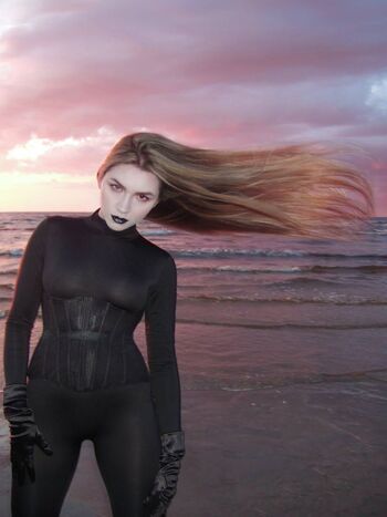 Anastasia Kreslina (IC3PEAK)