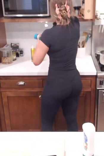 Anna Jay