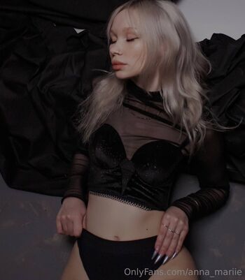 anna_mariie