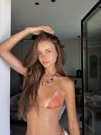 Anna Zak