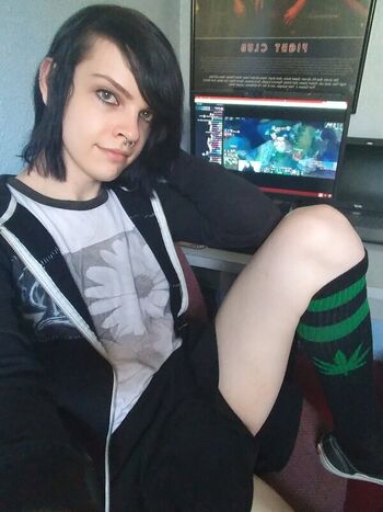 Anri Singer