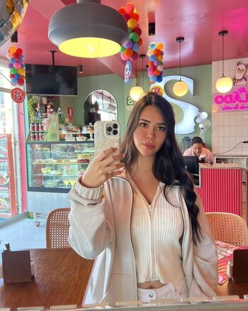 Anyelina Zarria Saico