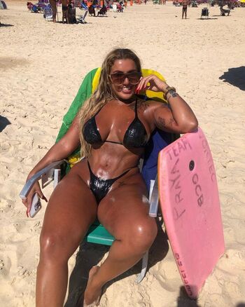 Beauty Carol Lima