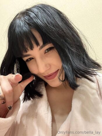 bella_lay