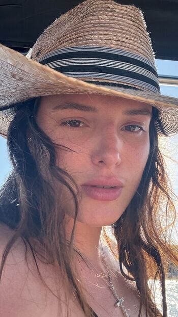 Bella Thorne