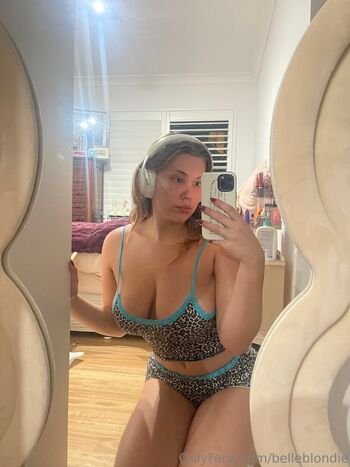 BelleBlondie