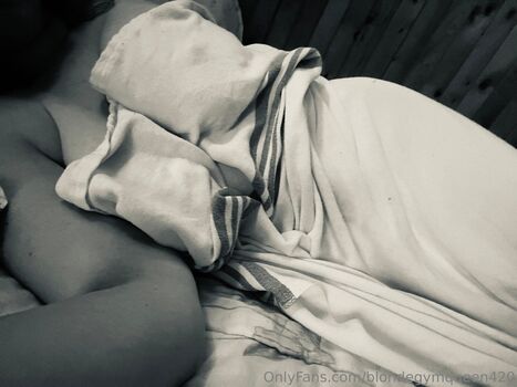 blondegymqueen420