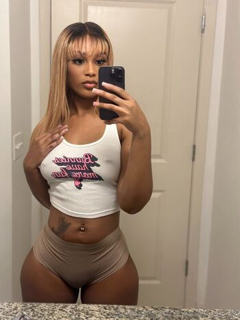 __Bombshell__
