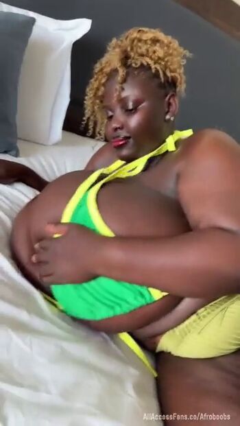 Busty Vivian