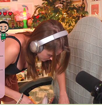 Caitlin Marie Reacts