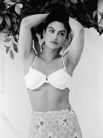 Camila Mendes