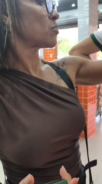 CANDID Boobs