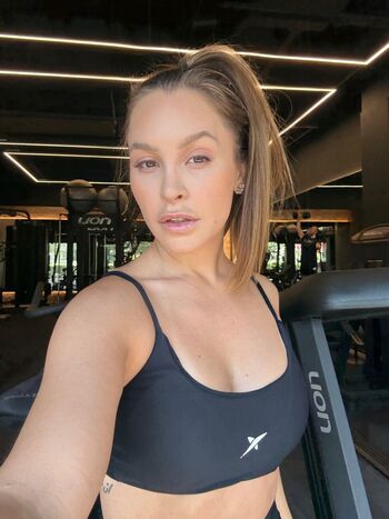 Carla Diaz