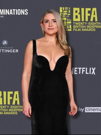 Celebrity Guilty Pleasures & Underrated Women