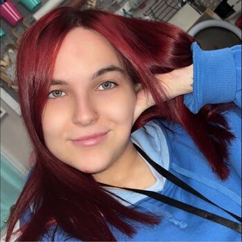 chloe.thomas