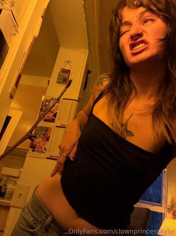 clownprincesskylie
