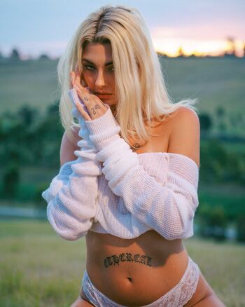 cocoallenxoxo