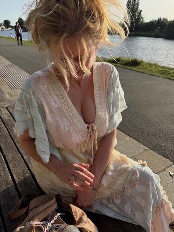 Corrinne Wicks