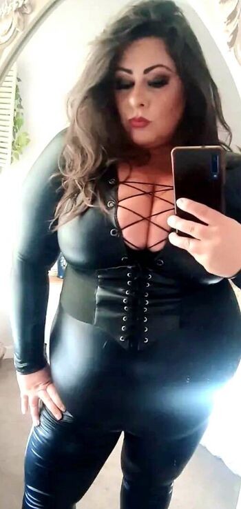 curvy_mumma_fashion