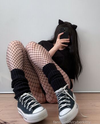 cyberkitty_____