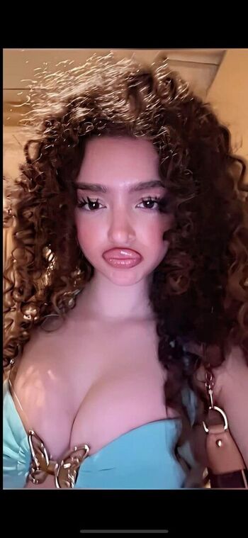 Demi Trakalogeras