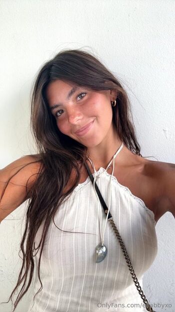 ellabbyxo