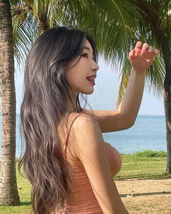 Ellen Tan