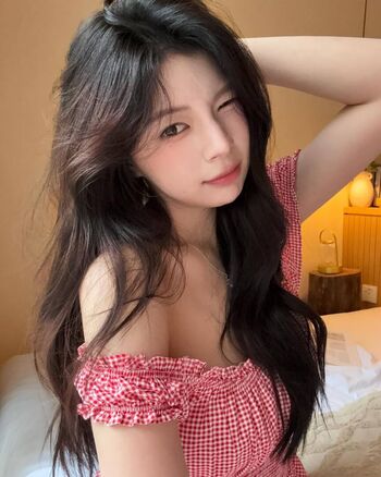 Elyn Leong