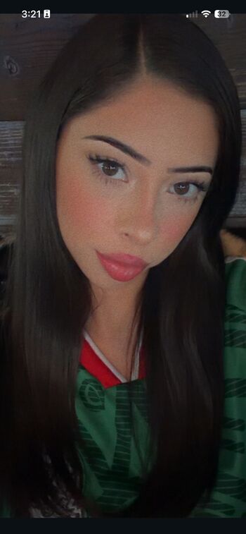 Estrella Stefanie Martinez