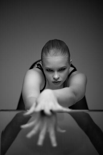 Eva Lee Model