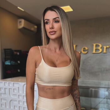 Famosinhas Do Instagram