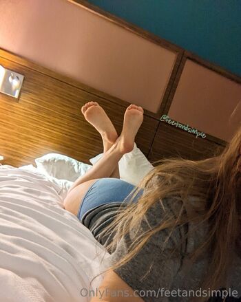 feetandsimple