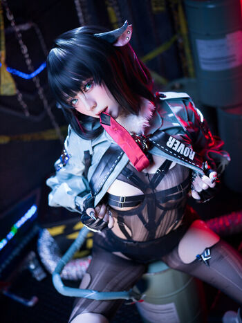 Filipina Cosplayers