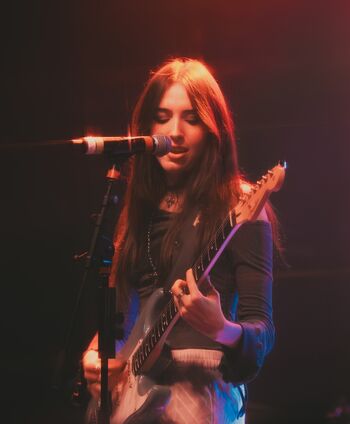 Gabriela bee