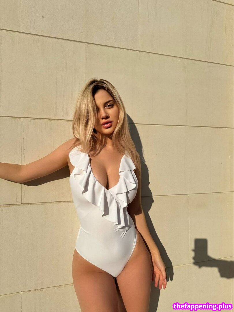 Elizaveta Stefanovna / Genlistef / jenandfreddie Φωτογραφία Γυμνών OnlyFans #6