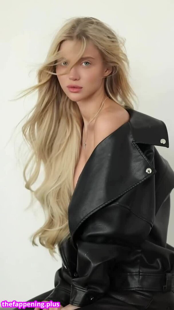 Elizaveta Stefanovna / Genlistef / jenandfreddie Φωτογραφία Γυμνών OnlyFans #94