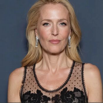 Gillian Anderson